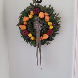 Wreath Flippers Handcrafted 10" European Farmhouse Kitchen Wreath